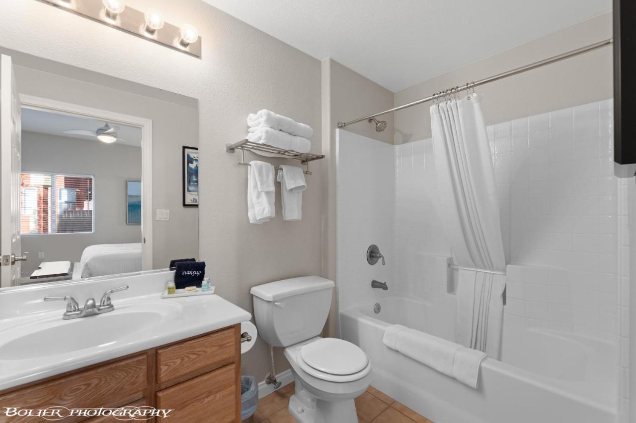 Hawk Ridge Two Bedroom Condo By Cool Properties Mesquite Eksteriør bilde