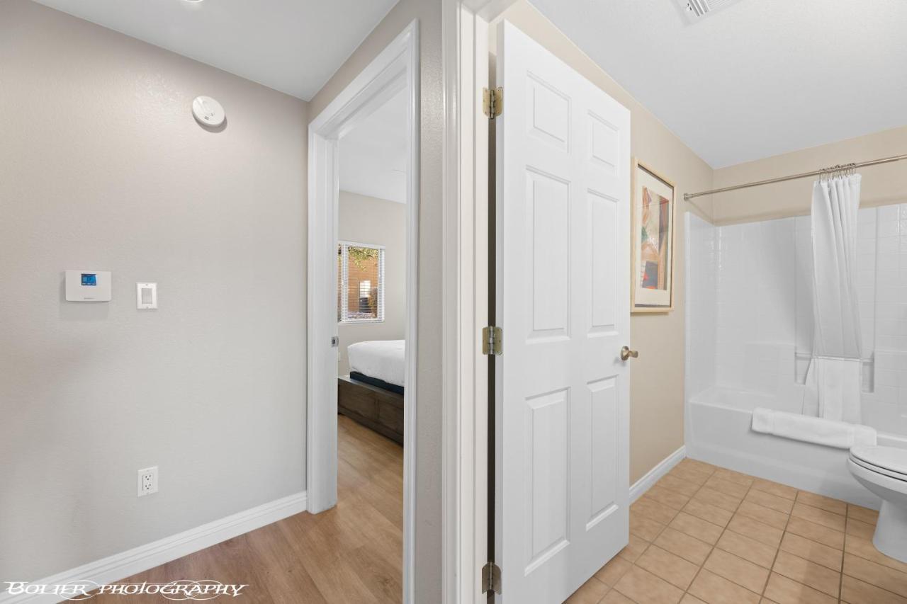 Hawk Ridge Two Bedroom Condo By Cool Properties Mesquite Eksteriør bilde