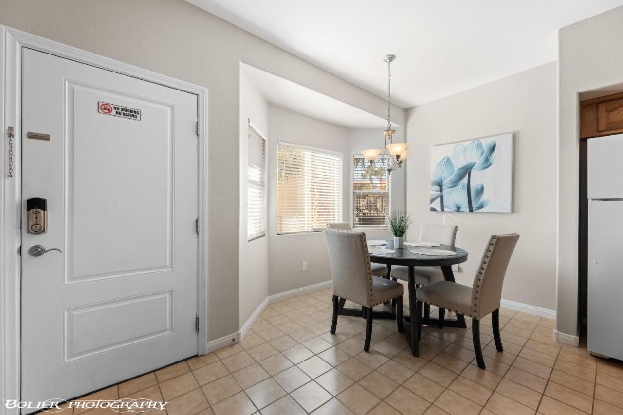 Hawk Ridge Two Bedroom Condo By Cool Properties Mesquite Eksteriør bilde